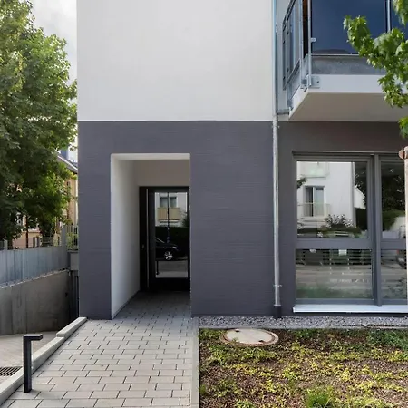Juliette - Zentral Wohnen Mit Balkon فرايبورغ